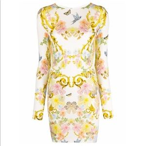 New with tags (didn’t fit) - cute pattern fitted long sleeve dress